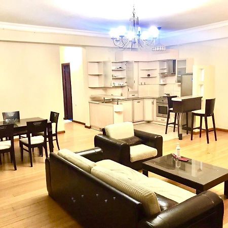 Mount Hood Apartments เยเรวาน ภายนอก รูปภาพ