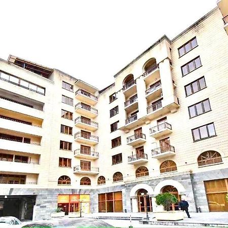 Mount Hood Apartments เยเรวาน ภายนอก รูปภาพ